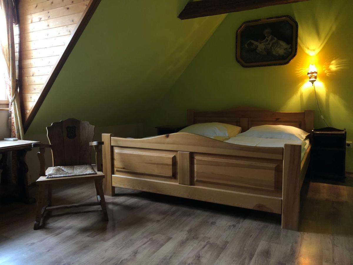 Penzion Zamek Lesany Netvorice Экстерьер фото
